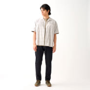 ブラック
