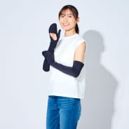 ブラック