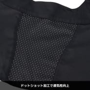 ブラック