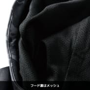 ブラック